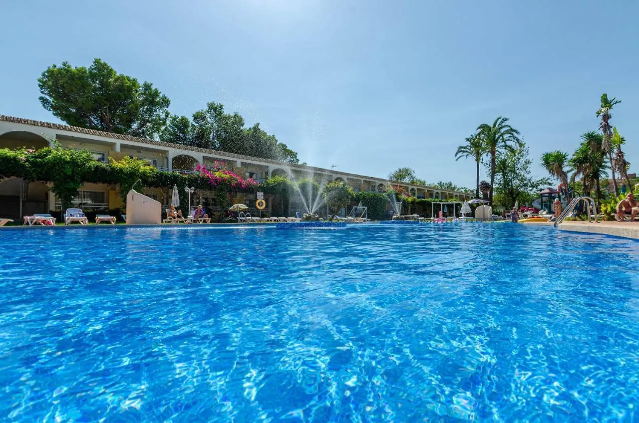 ***  Mariner Club Aparthotel Port de Alcudia  Spain