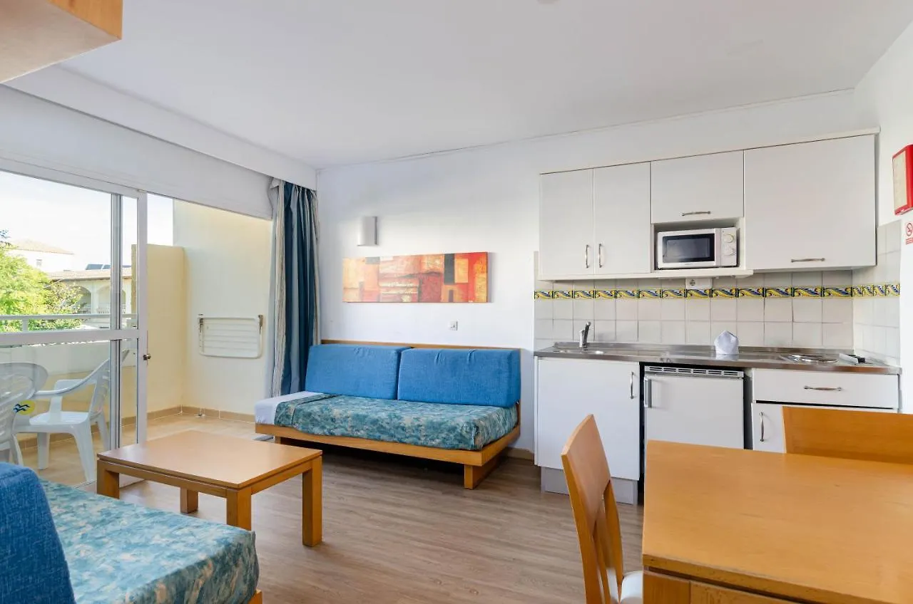 Mariner Club Aparthotel Port de Alcudia  Spain