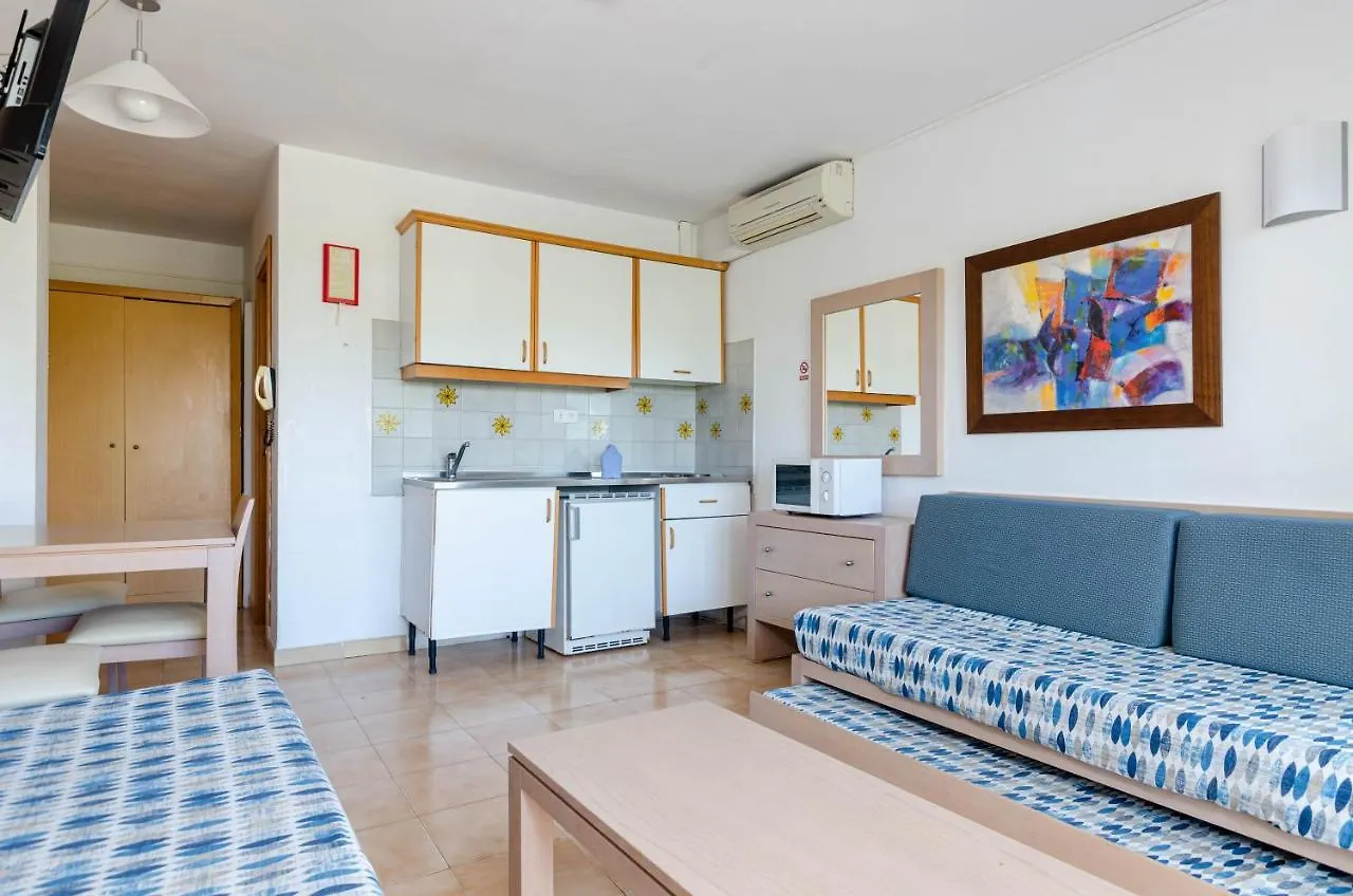 Mariner Club Aparthotel Port de Alcudia  Spain