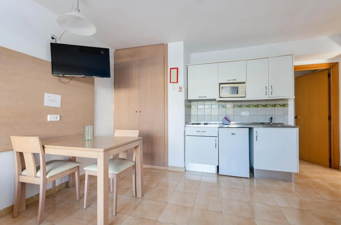 Mariner Club Aparthotel Port de Alcudia  Spain